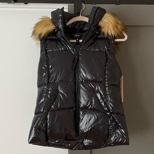 Aqua Black Puffy Vest with Faux Fur Collar